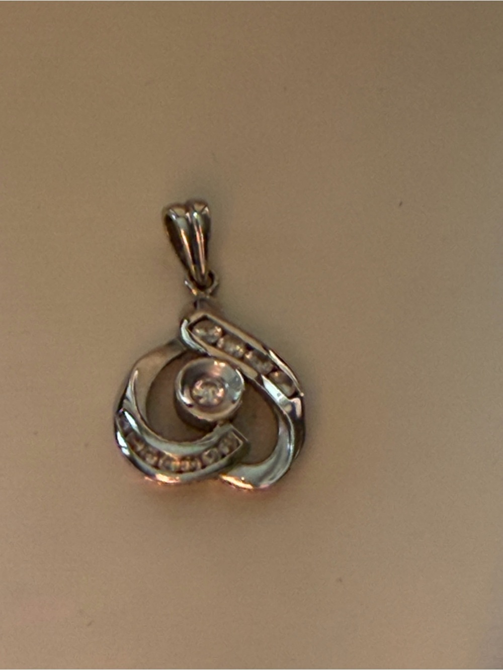 18k solid gold Swirl Pendant with genuine diamond